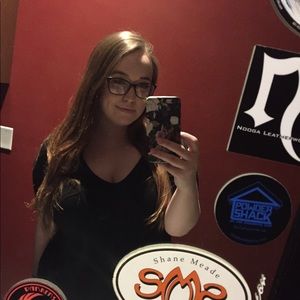 Meet your Posher, Victoria